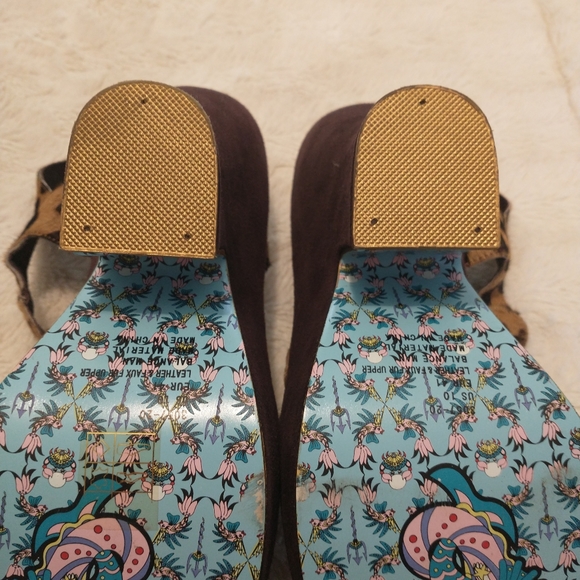 Irregular Choice Mumba Platforms Sz 10 - Picture 9 of 10